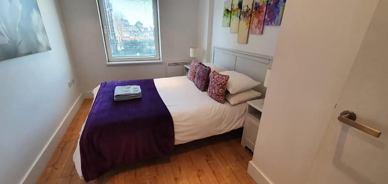 Bright & Spacious Double Bedroom With Ensuite And Concierge! Paid Parking Available Londra Dış mekan fotoğraf